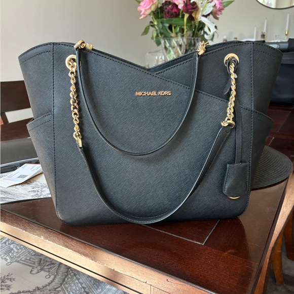Michael Kors laptop bag - Picture 1 of 3